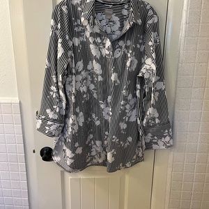 CHICO'S WOMEN'S TOP, S3